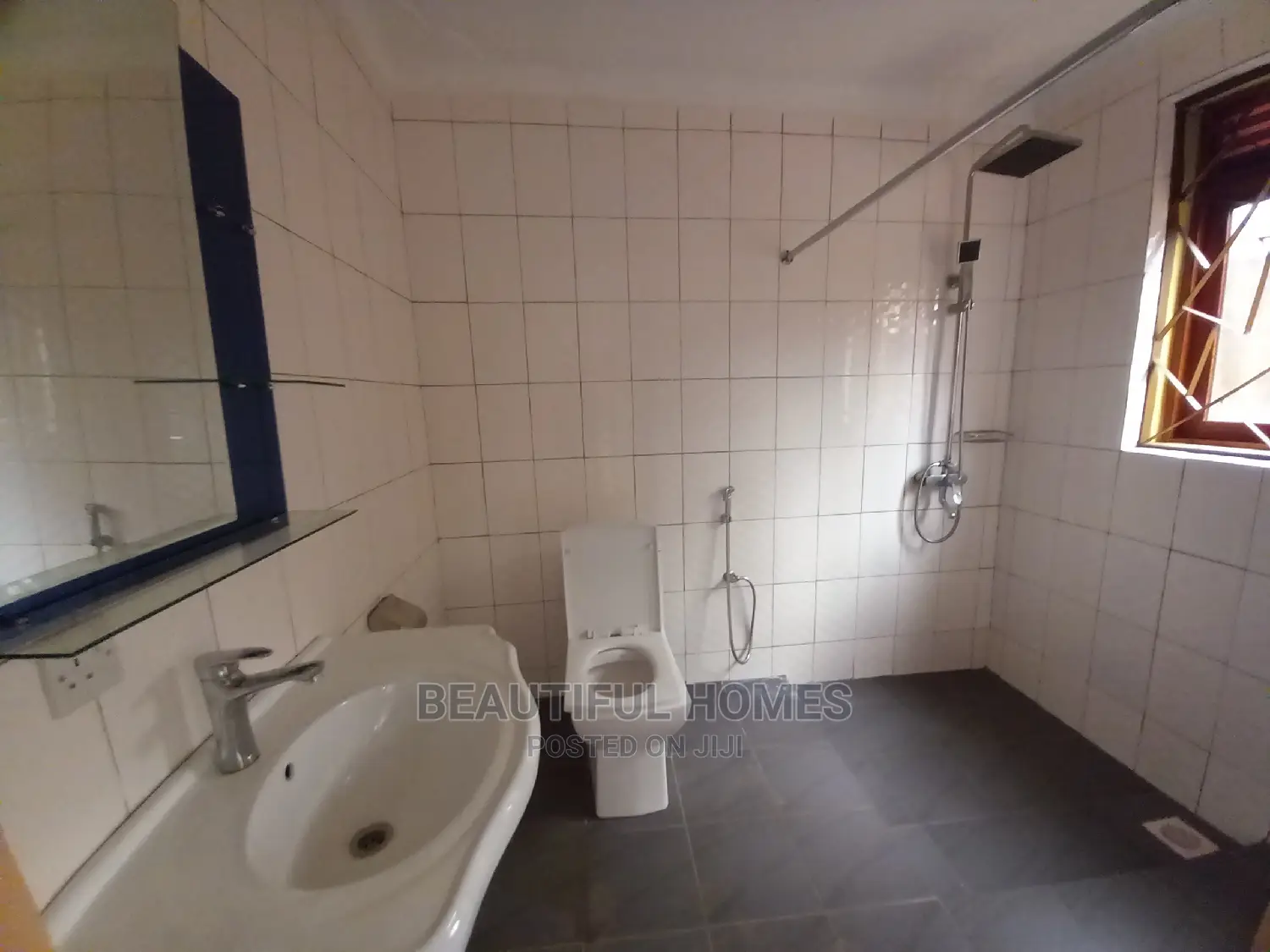 Furnished 2bdrm Apartment in Najjera, Central Division for Sale in Central Division