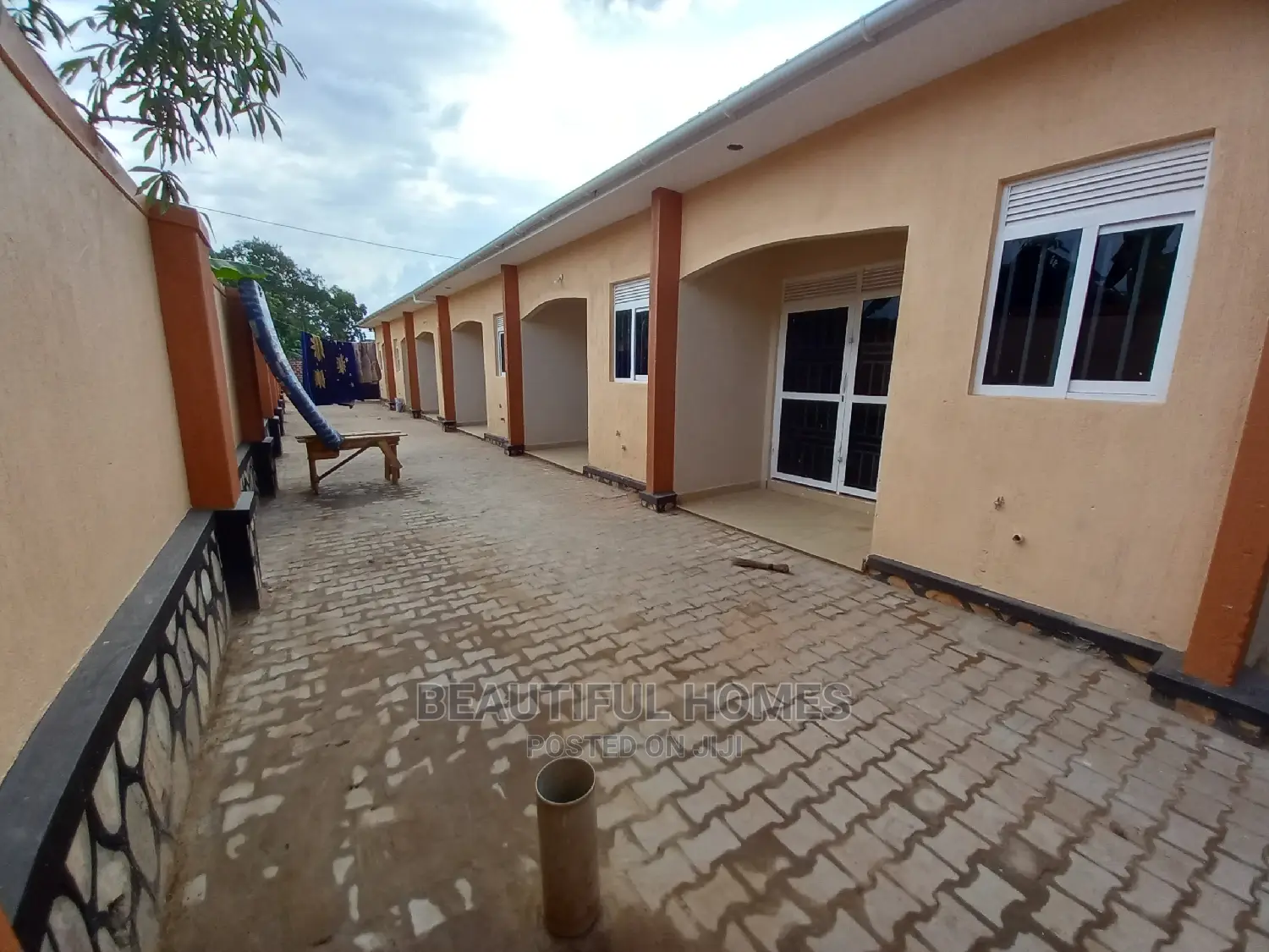 Furnished 2bdrm Apartment in Kira for Sale in Kira