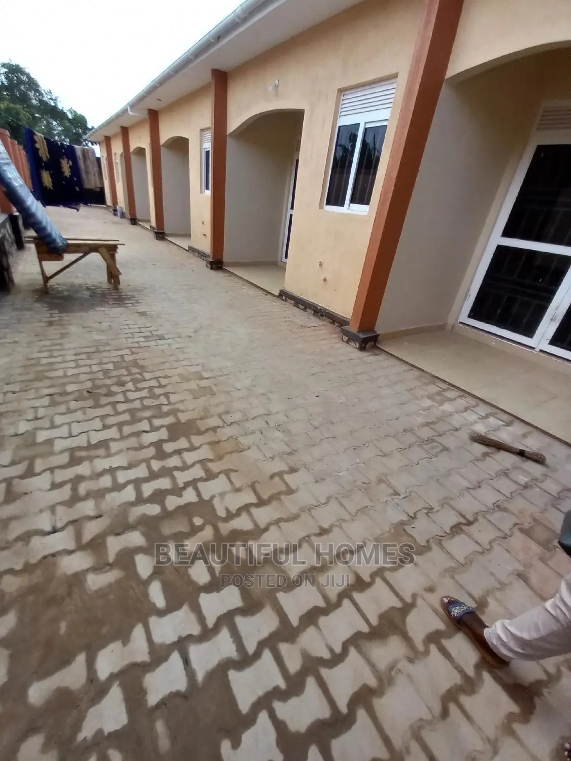 Furnished 2bdrm Apartment in Kira for Sale in Kira