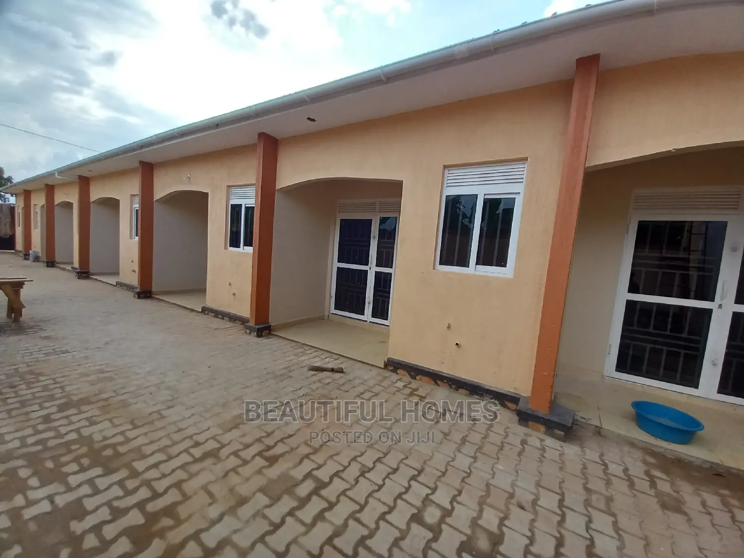Furnished 2bdrm Apartment in Kira for Sale in Kira