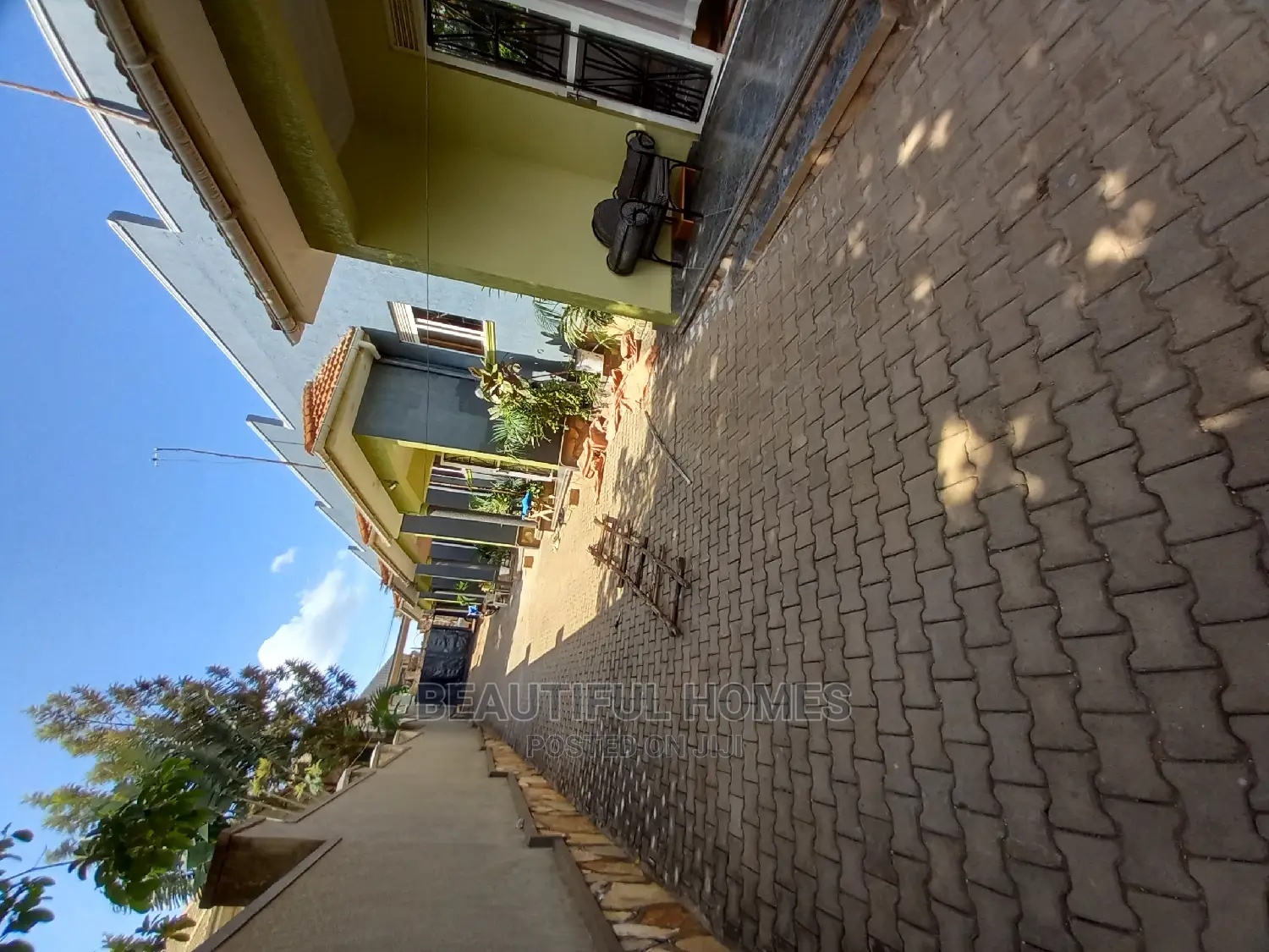 Furnished 1bdrm Apartment in Kira for Sale in Kira