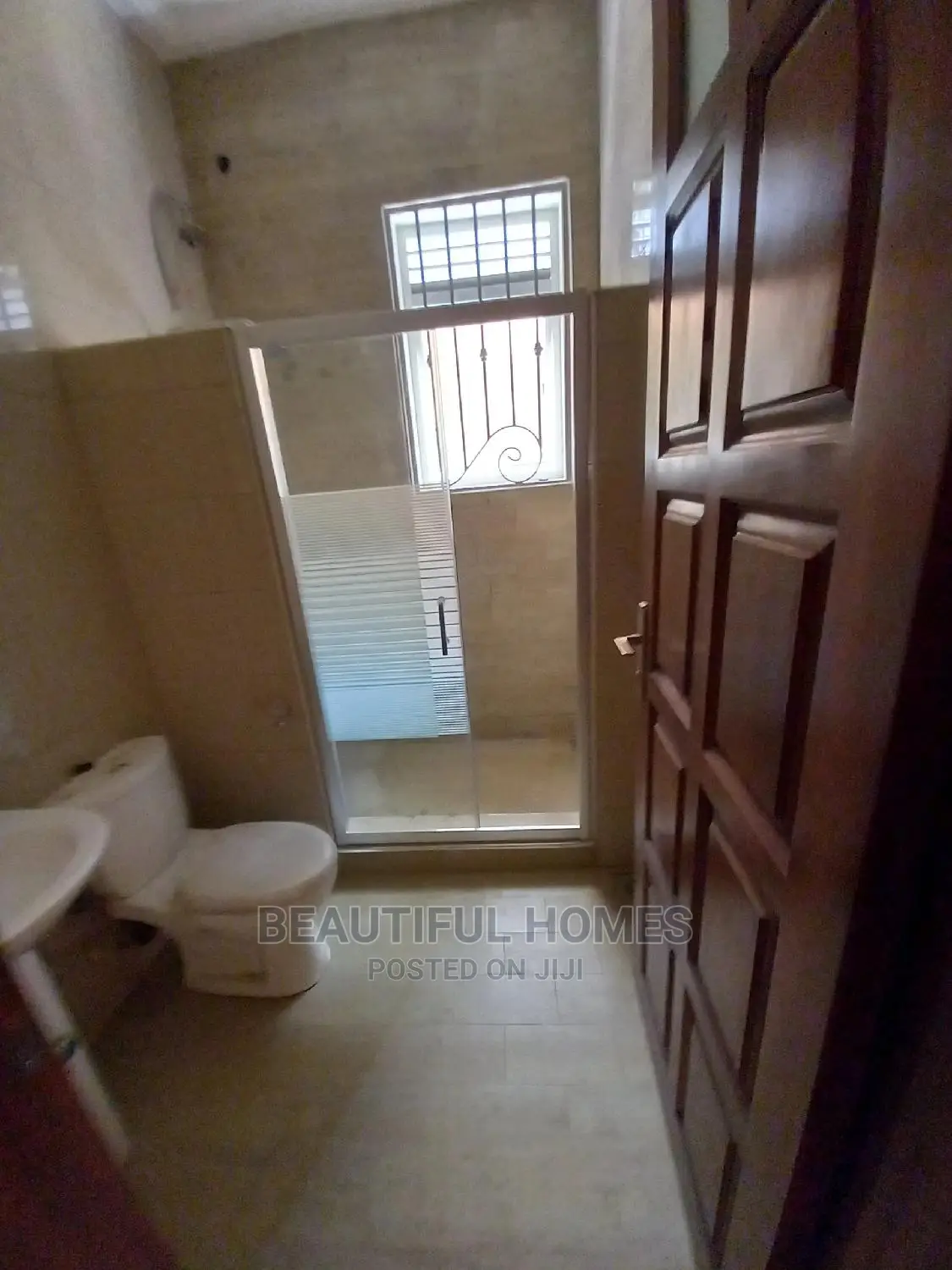 Furnished 2bdrm Apartment in Kira for Sale in Kira