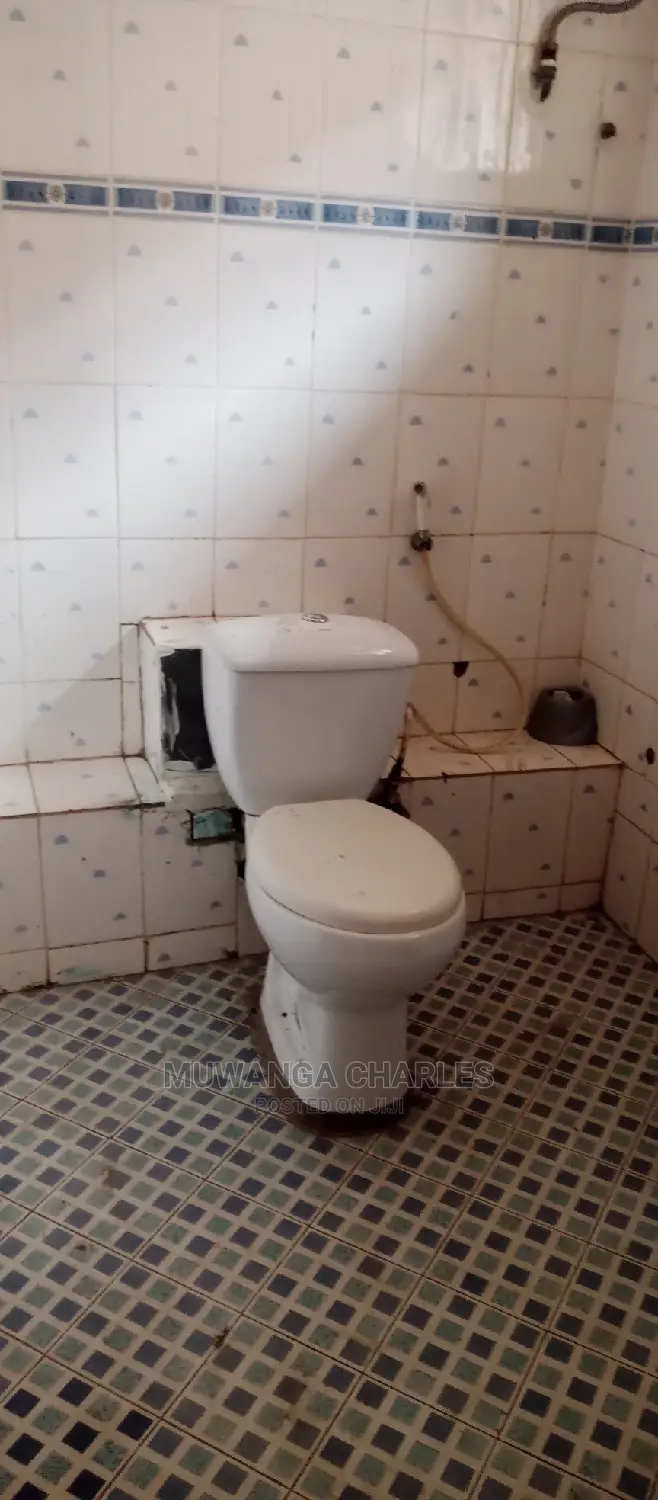 8bdrm Duplex in Fs Properties Ltd, Central Division for Rent in Central Division