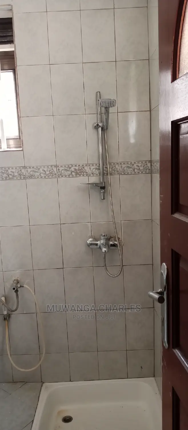 8bdrm Duplex in Fs Properties Ltd, Central Division for Rent in Central Division
