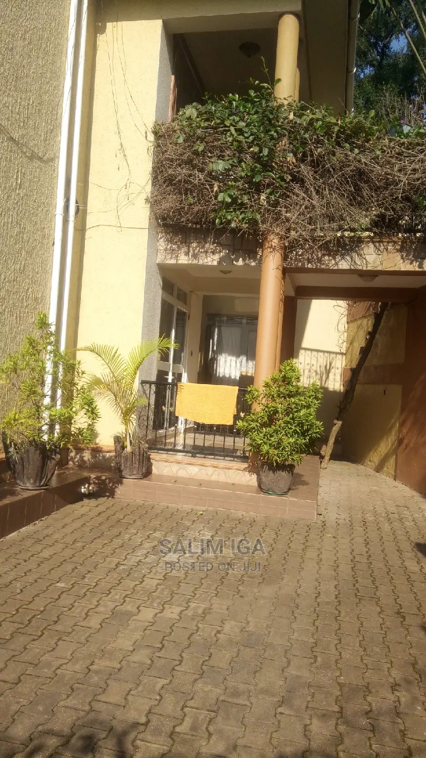 Furnished 3bdrm Block of Flats in Kololo Property, Central Division in Central Division