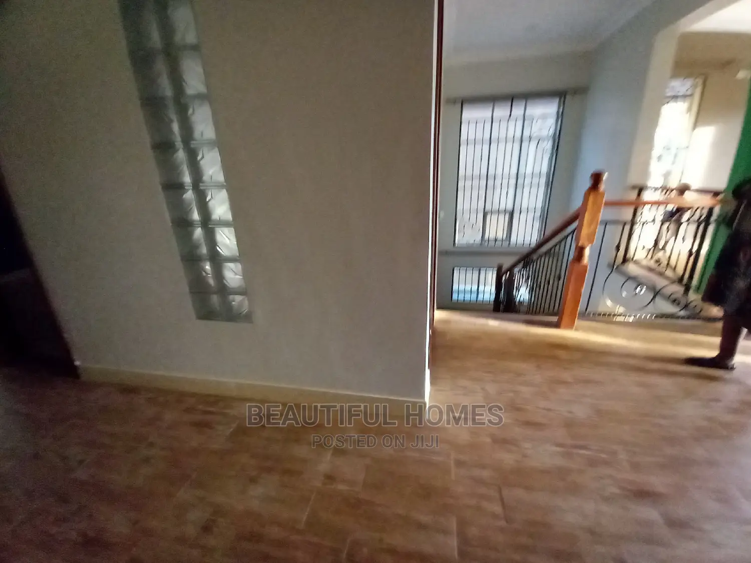 Furnished 6bdrm Mansion in Kira for Sale in Kira