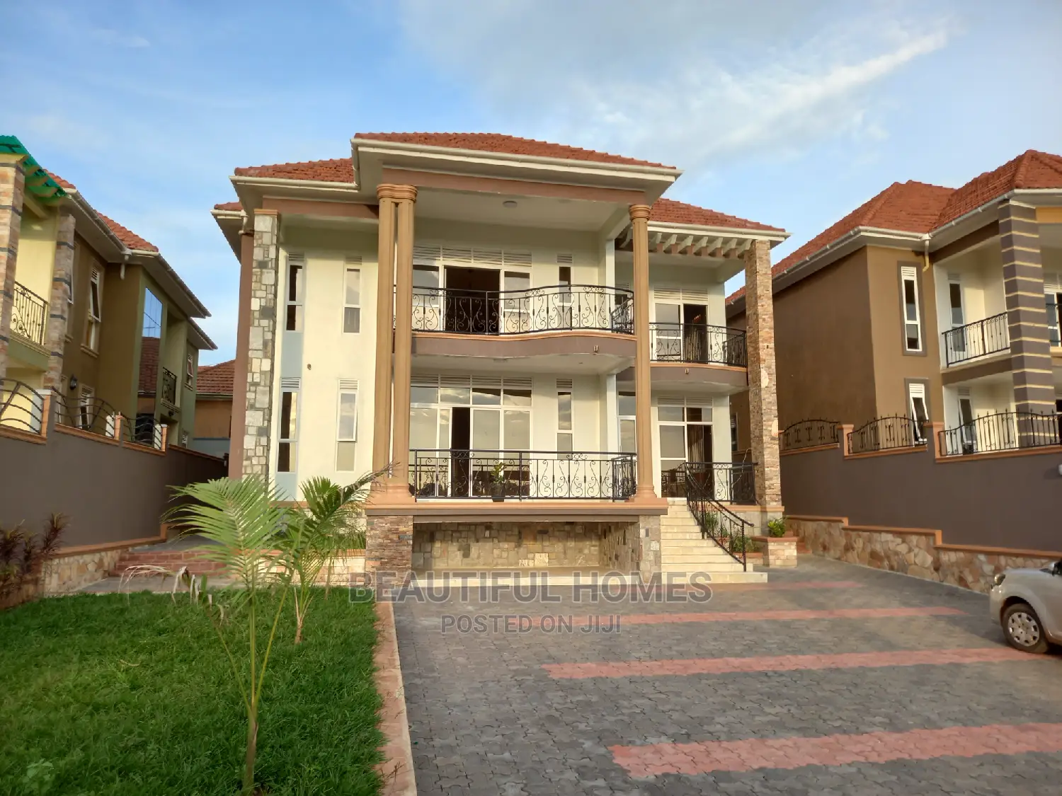Furnished 6bdrm Mansion in Kira for Sale in Kira