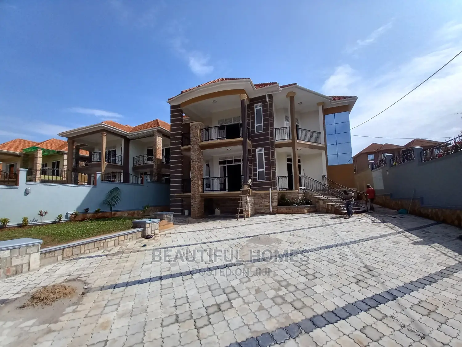 Furnished 6bdrm Mansion in Kira for Sale in Kira