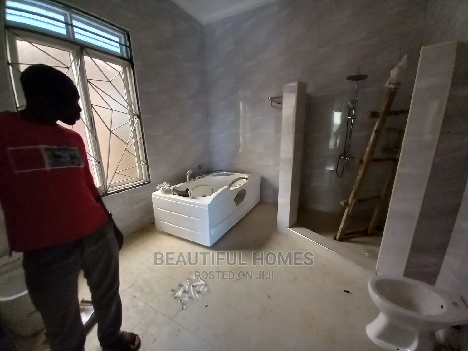 Furnished 6bdrm Mansion in Kira for Sale in Kira