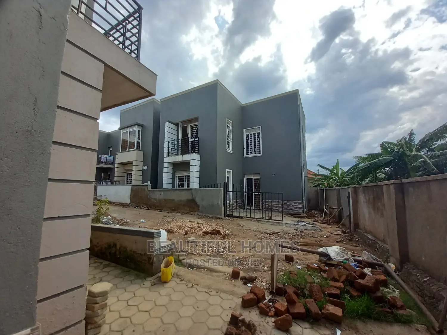 Furnished 4bdrm Duplex in Mamerito, Kira for Sale in Kira