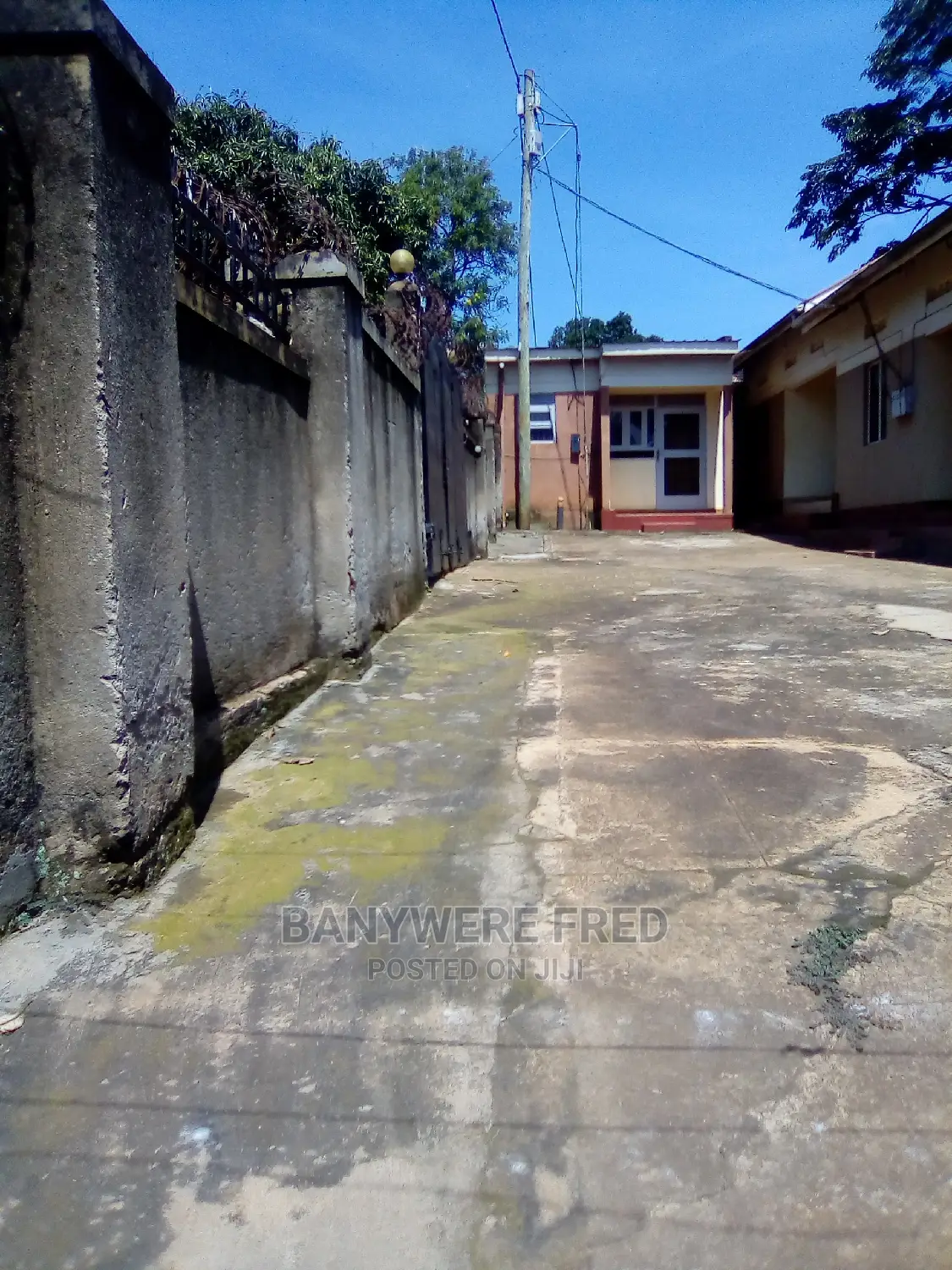 Furnished 2bdrm Bungalow in Kira for Sale in Kira