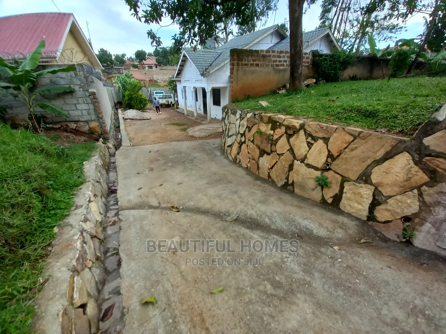 Furnished 4bdrm House in Kyaliwajara Kireka, Kira for Sale in Kira