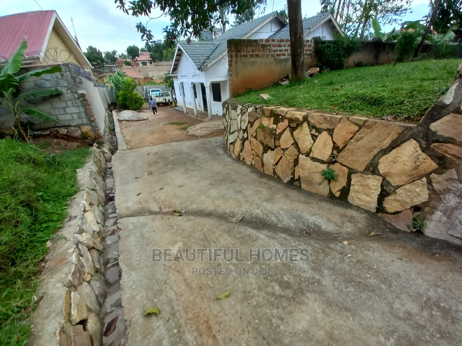 Furnished 4bdrm House in Kyaliwajara Kireka, Kira for Sale in Kira
