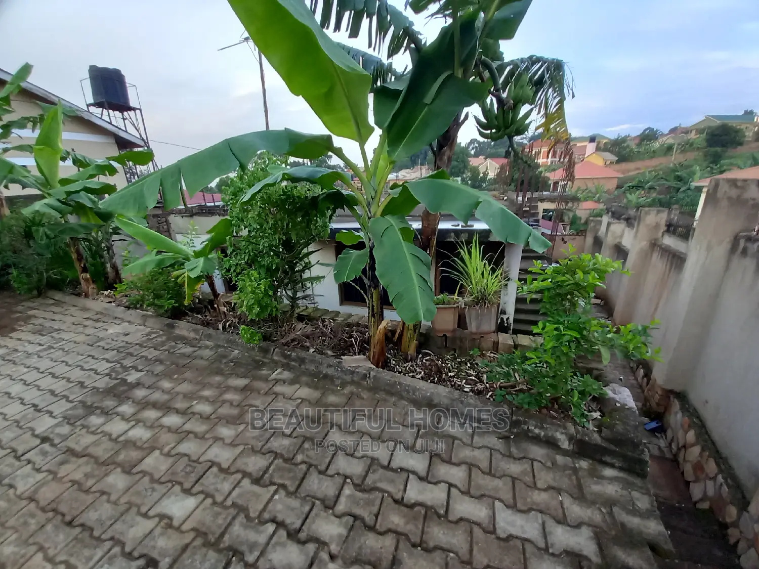 Mini Flat in Kyaliwajjara, Kira for Sale in Kira