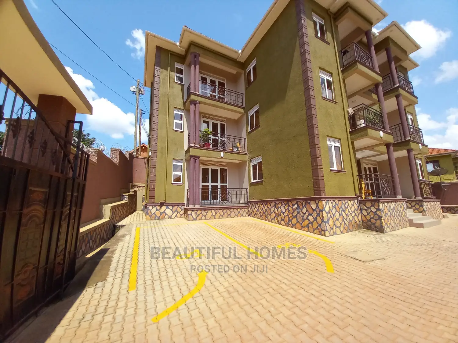 Furnished 2bdrm Apartment in Kisaasi, Nakawa for Sale in Nakawa