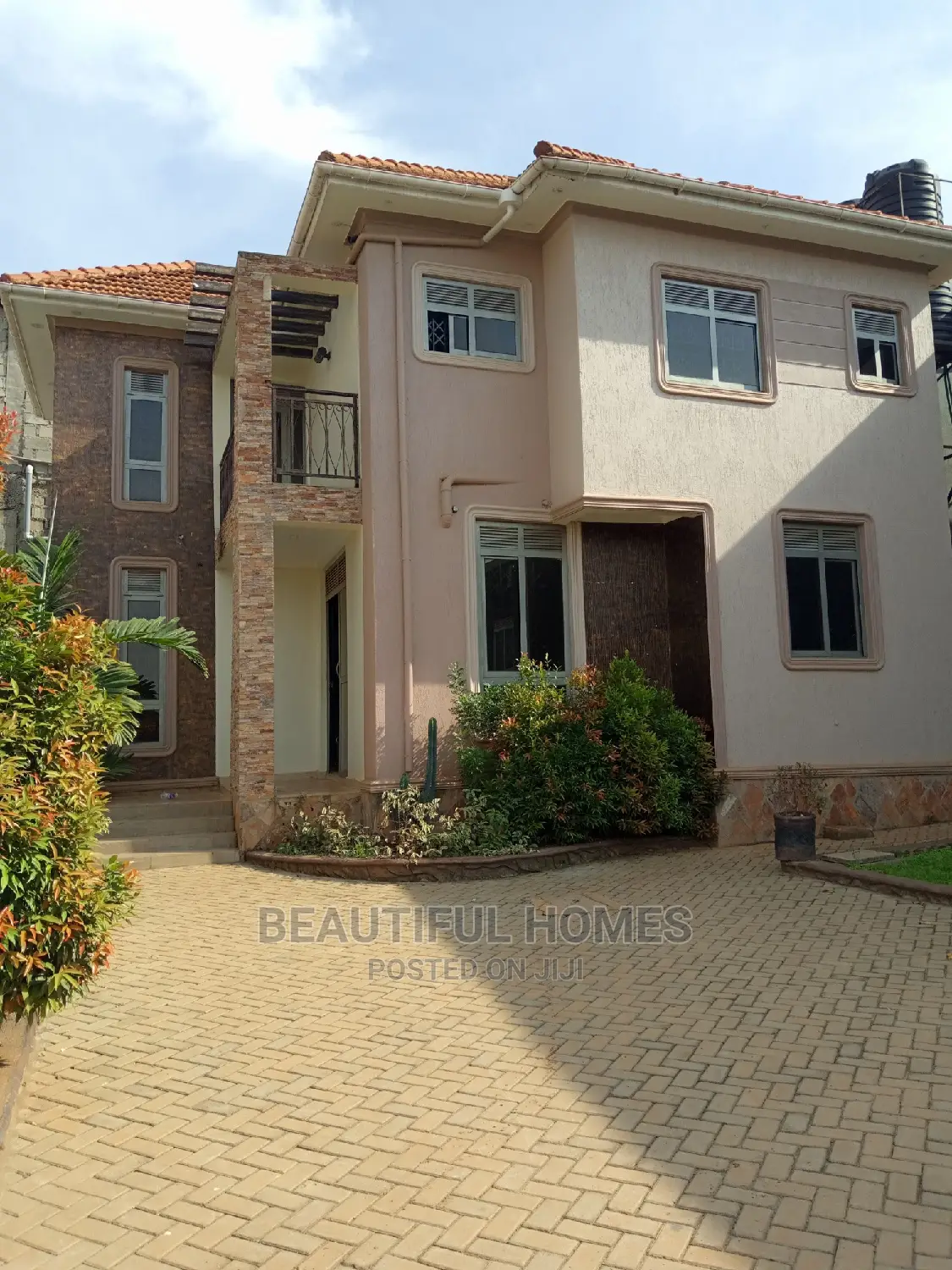 Furnished 4bdrm House in Kira for Sale in Kira