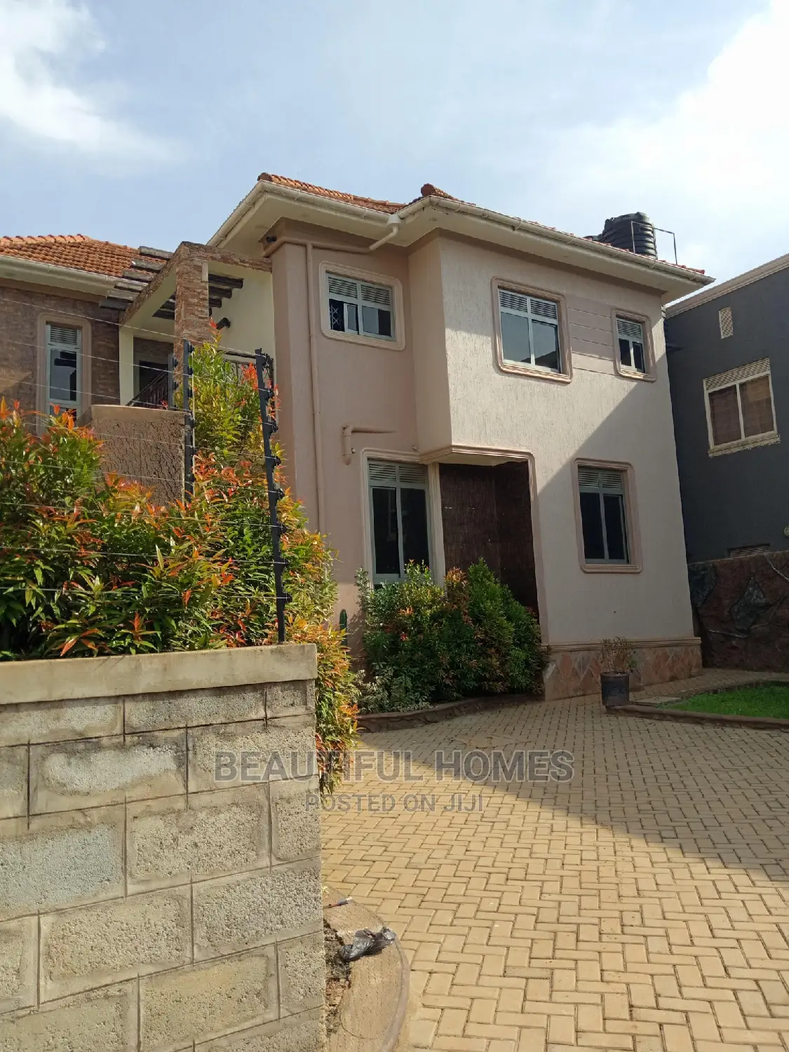 Furnished 4bdrm House in Kira for Sale in Kira