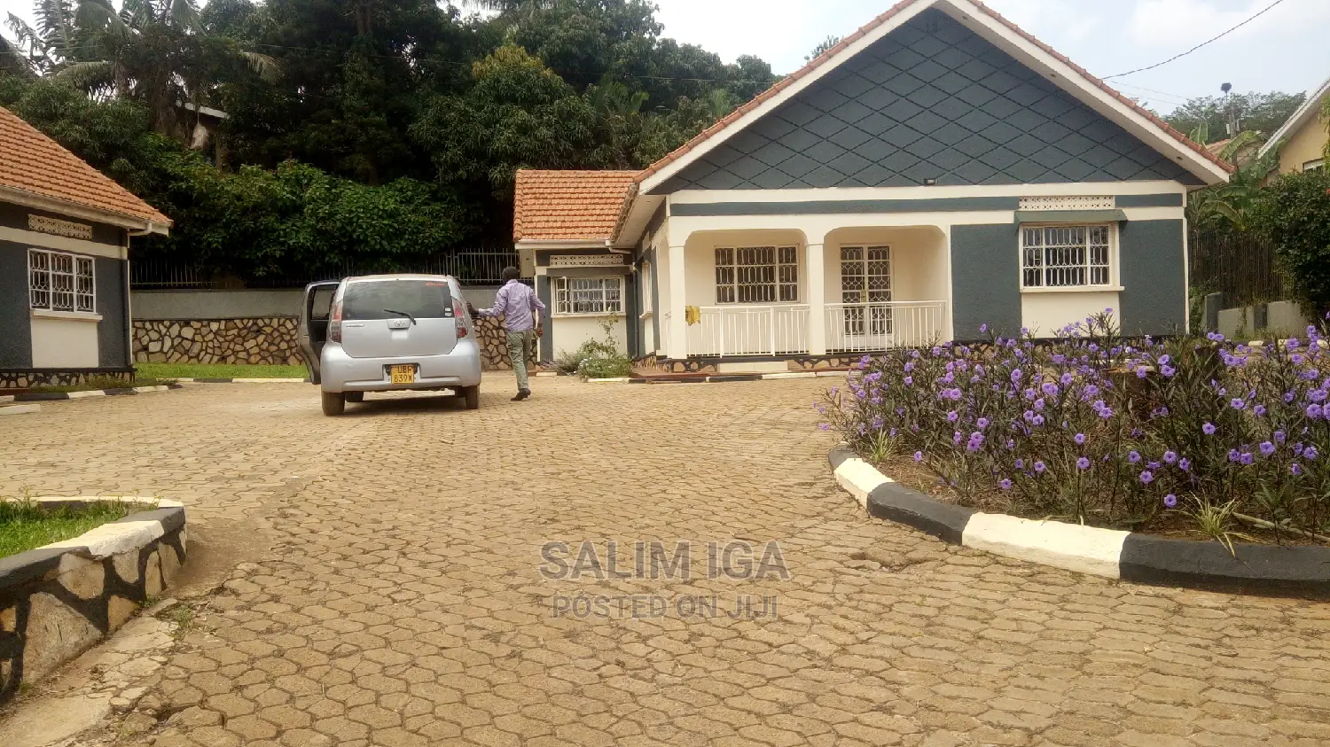 6bdrm Bungalow in Kololo Property, Central Division for Rent in Central Division