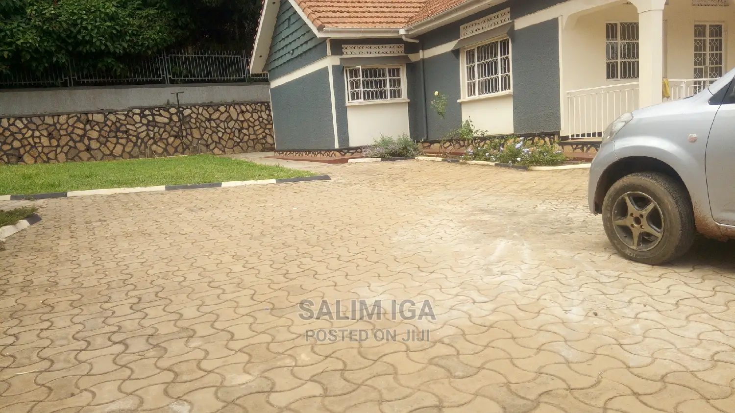 6bdrm Bungalow in Kololo Property, Central Division for Rent in Central Division