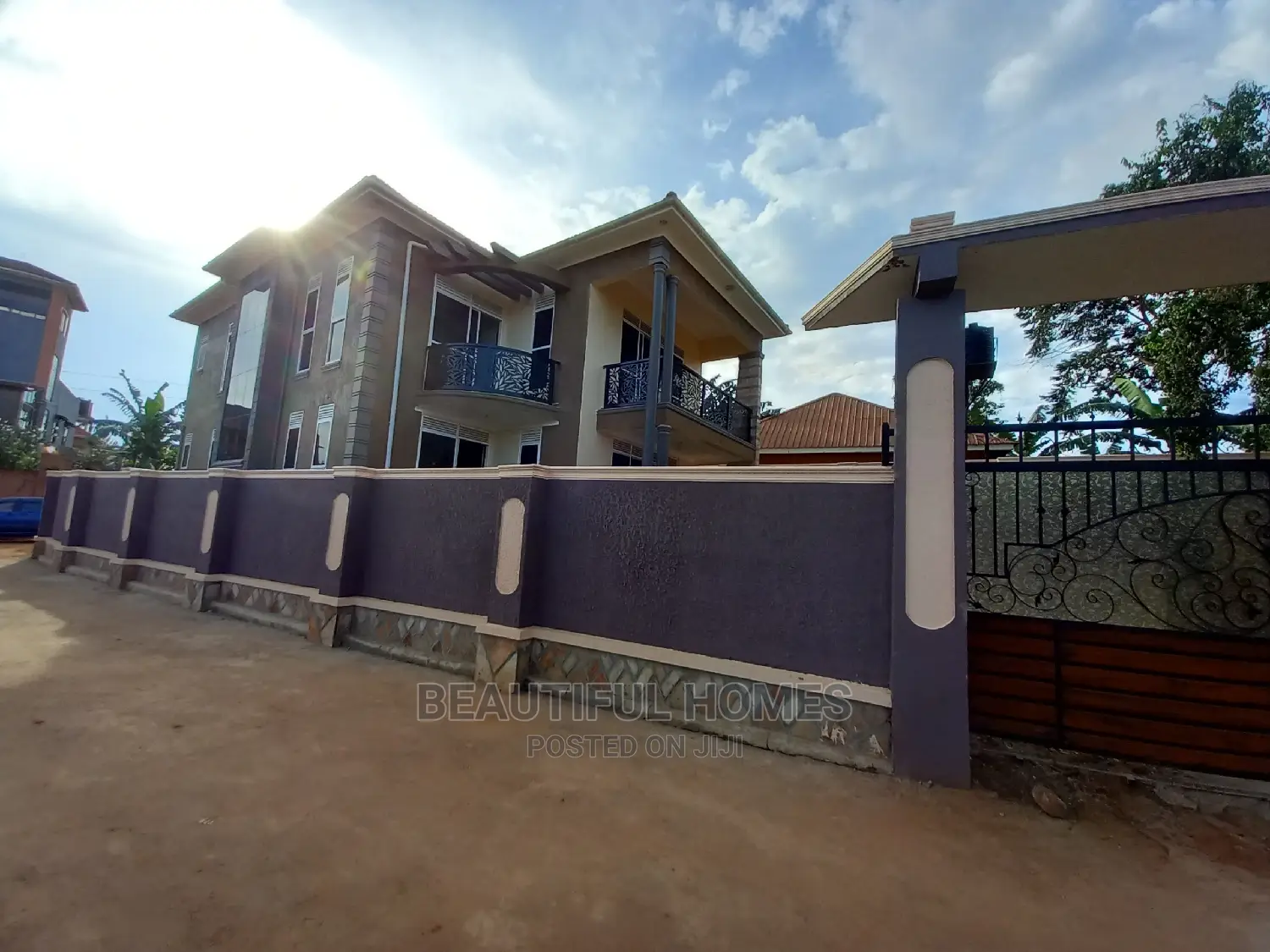 Furnished 4bdrm Mansion in Kyanja, Central Division for Sale in Central Division