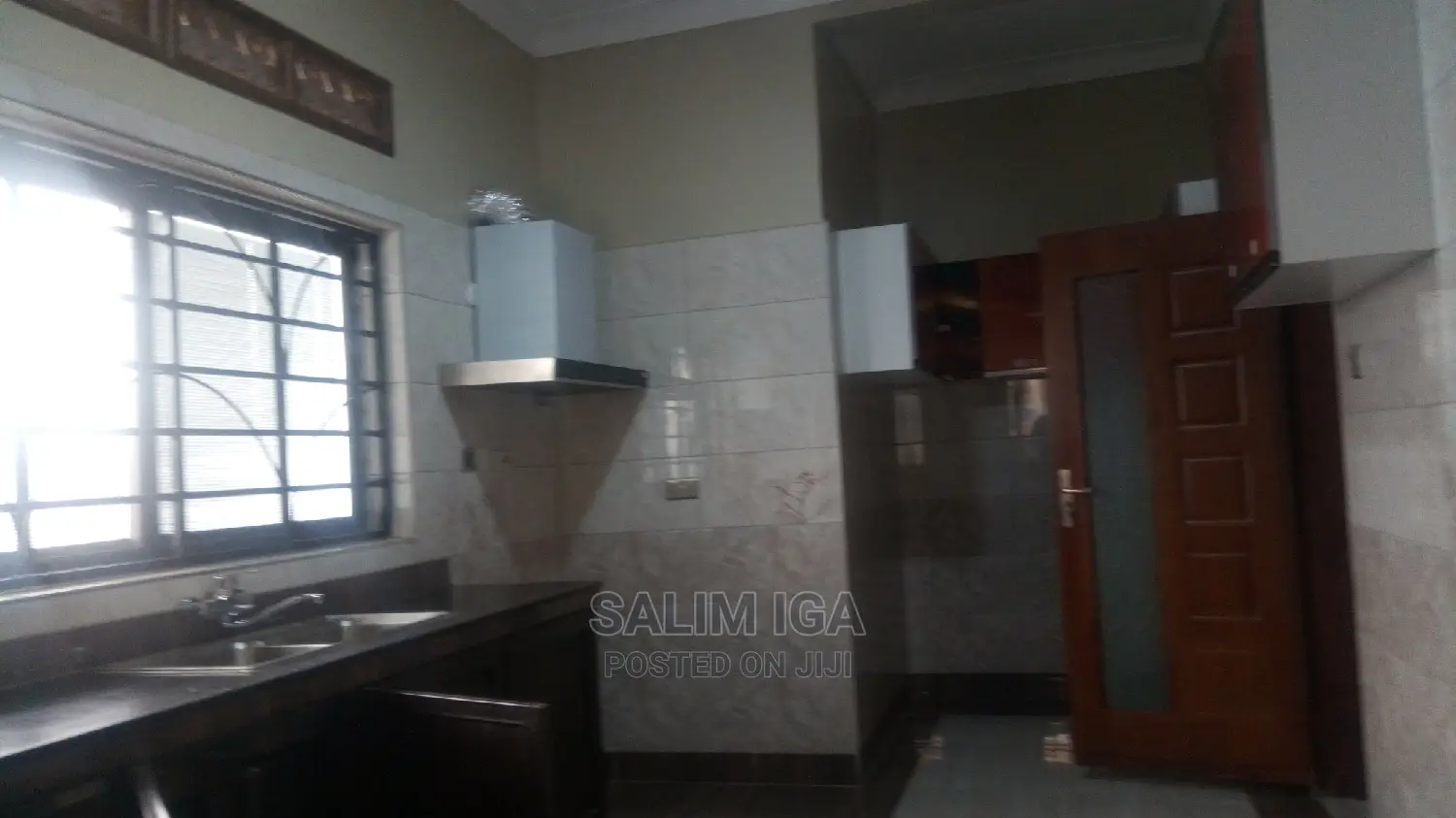 2bdrm Bungalow in Kololo Property, Central Division for Rent in Central Division