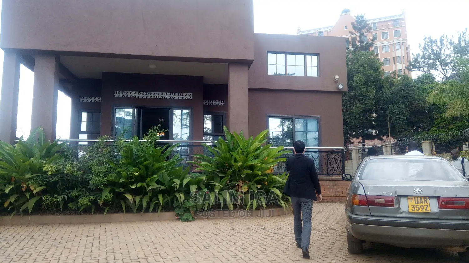 2bdrm Bungalow in Kololo Property, Central Division for Rent in Central Division