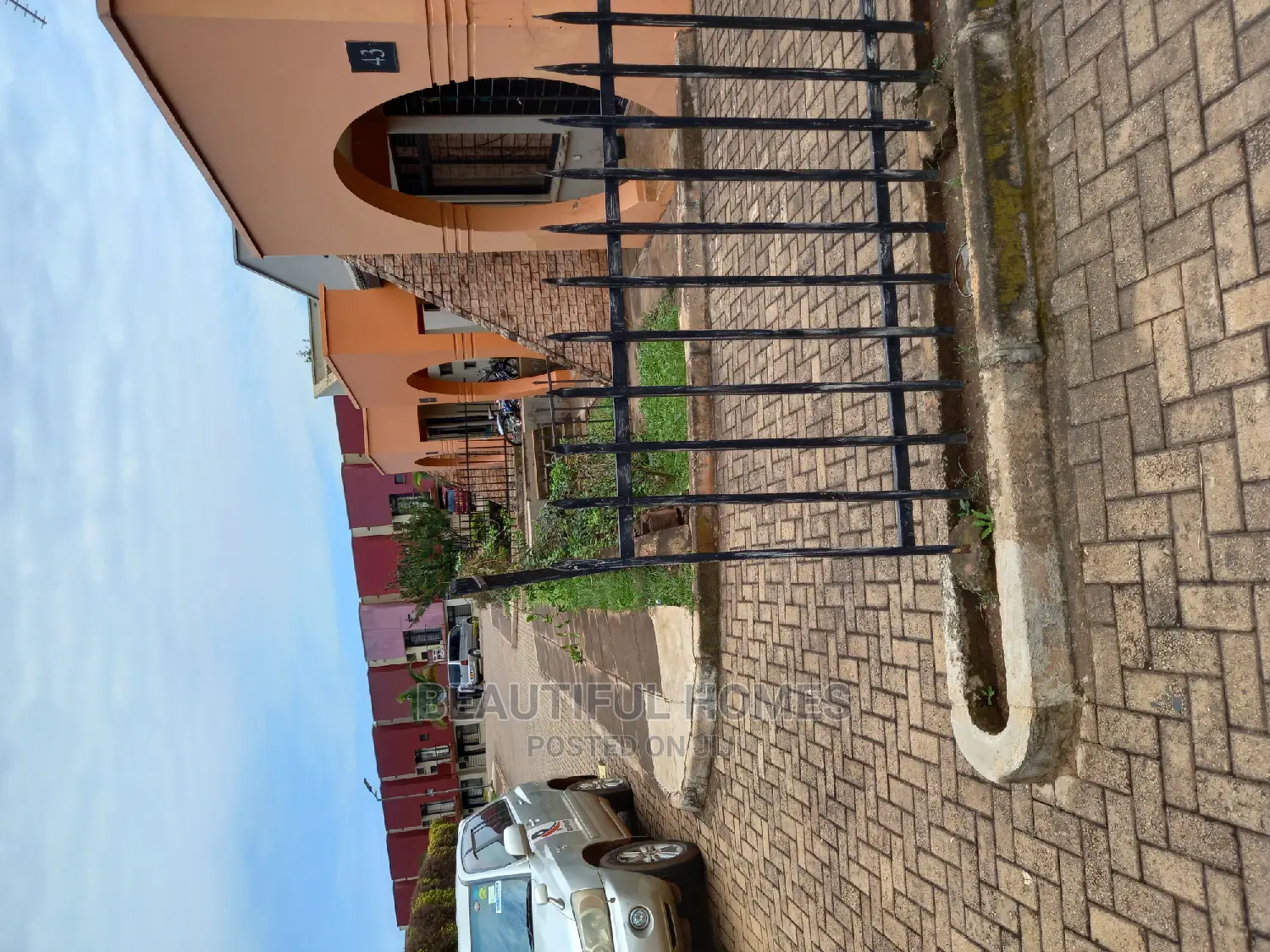 Furnished 3bdrm Villa in Kyanja, Nakawa for Sale in Nakawa