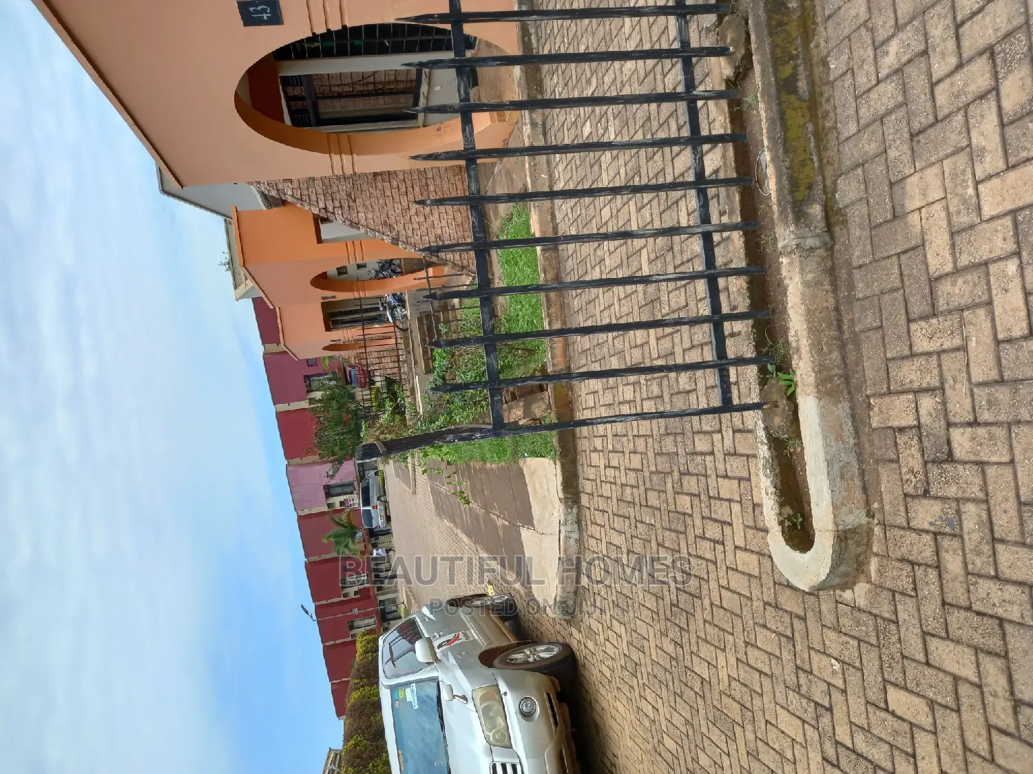 Furnished 3bdrm Villa in Kyanja, Nakawa for Sale in Nakawa