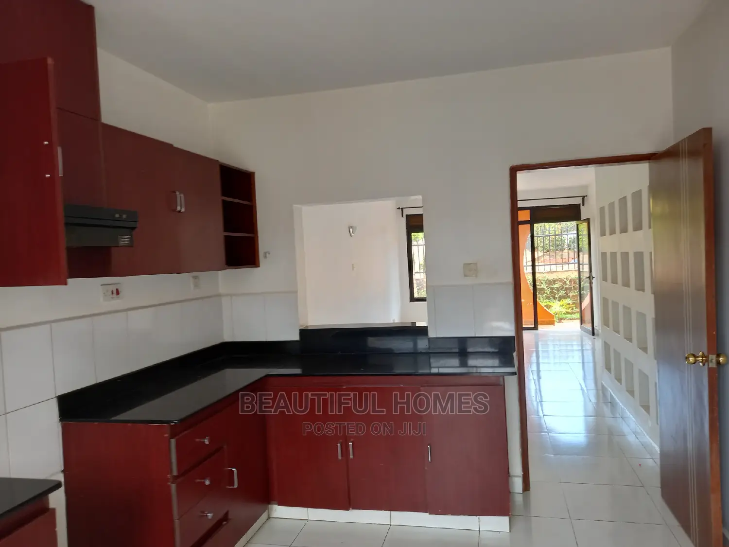 Furnished 3bdrm Villa in Kyanja Kesington, Nakawa for Sale in Nakawa
