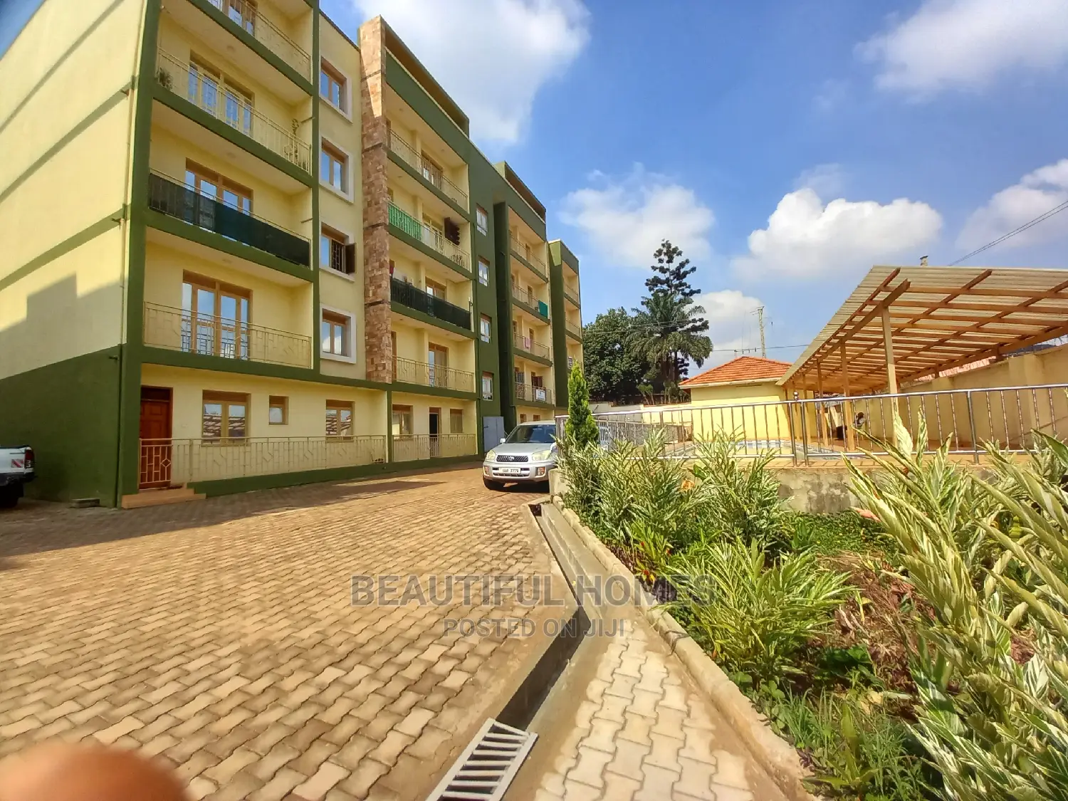 Furnished 2bdrm Condo in Bukoto, Central Division for Sale in Central Division