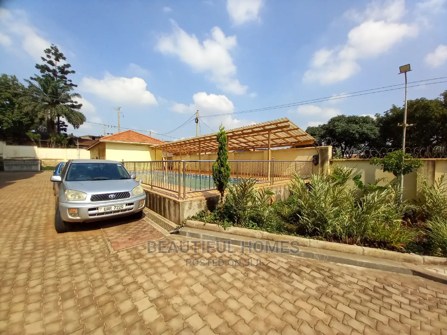 Furnished 2bdrm Condo in Bukoto, Nakawa for Sale in Nakawa