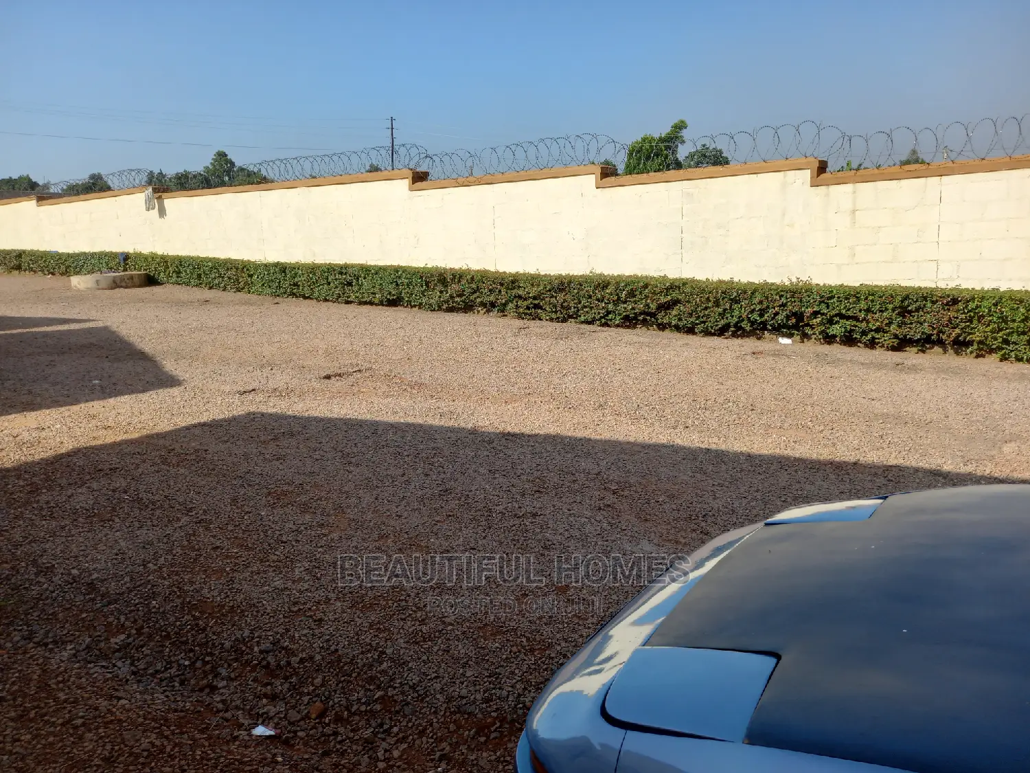 Furnished 1bdrm Condo in Gayaza Tarmack, Kira for Sale in Kira
