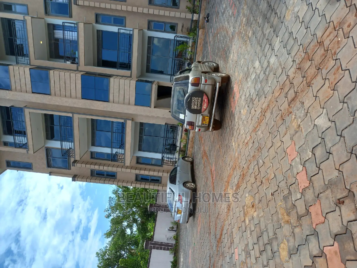 Furnished 2bdrm Apartment in Kisaasi, Central Division for Sale in Central Division