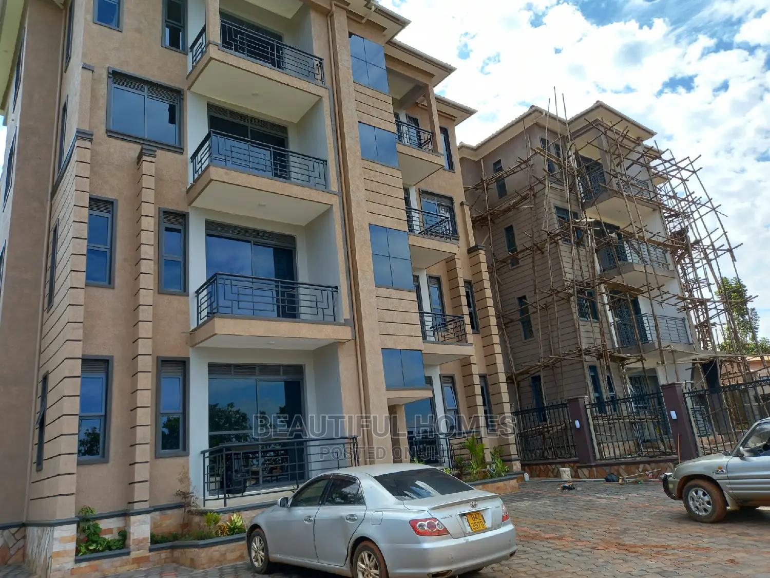 Furnished 2bdrm Block of Flats in Kisaasi Tarmack, Nakawa for Sale in Nakawa