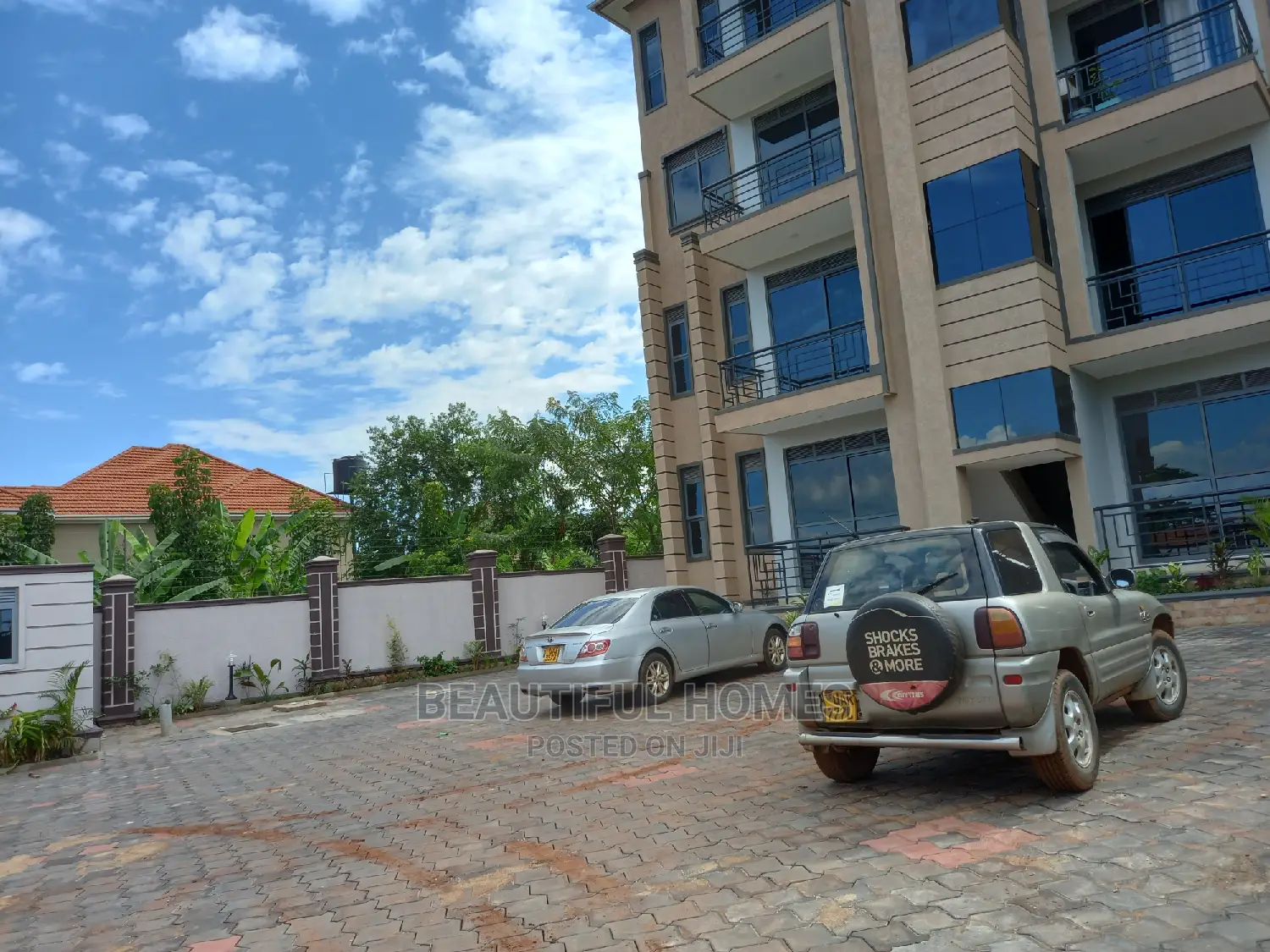 Furnished 2bdrm Block of Flats in Kisaasi, Nakawa for Sale in Nakawa