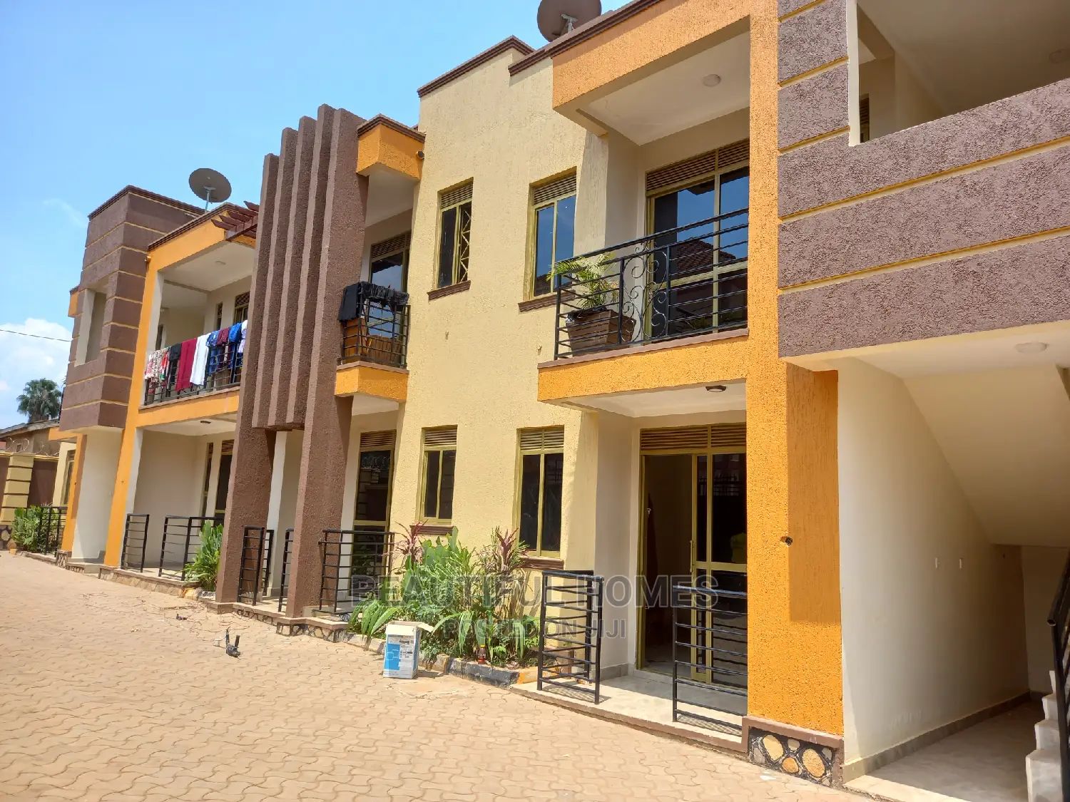 Furnished 2bdrm Apartment in Kyaliwajjara, Kira for Sale in Kira
