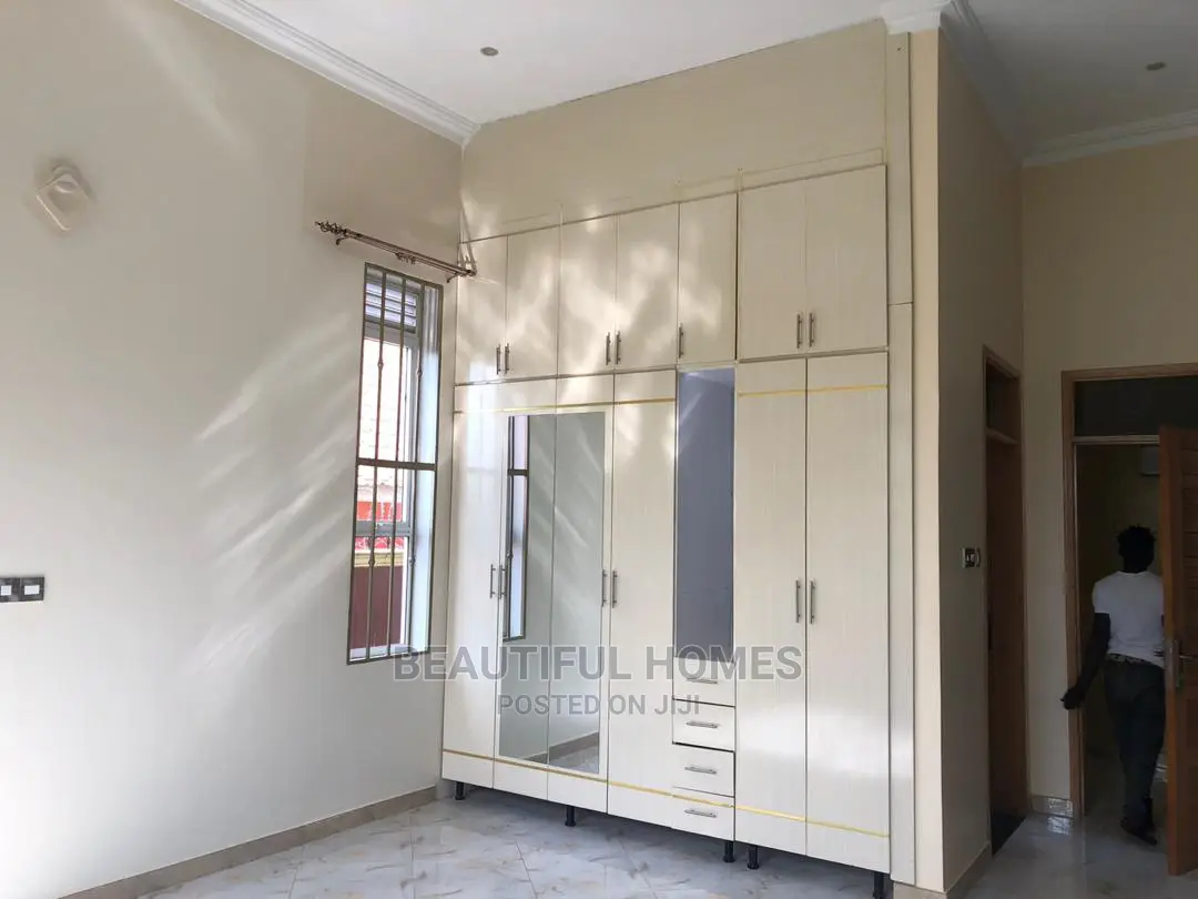 Furnished 2bdrm Block of Flats in Naalya, Central Division for Sale in Central Division