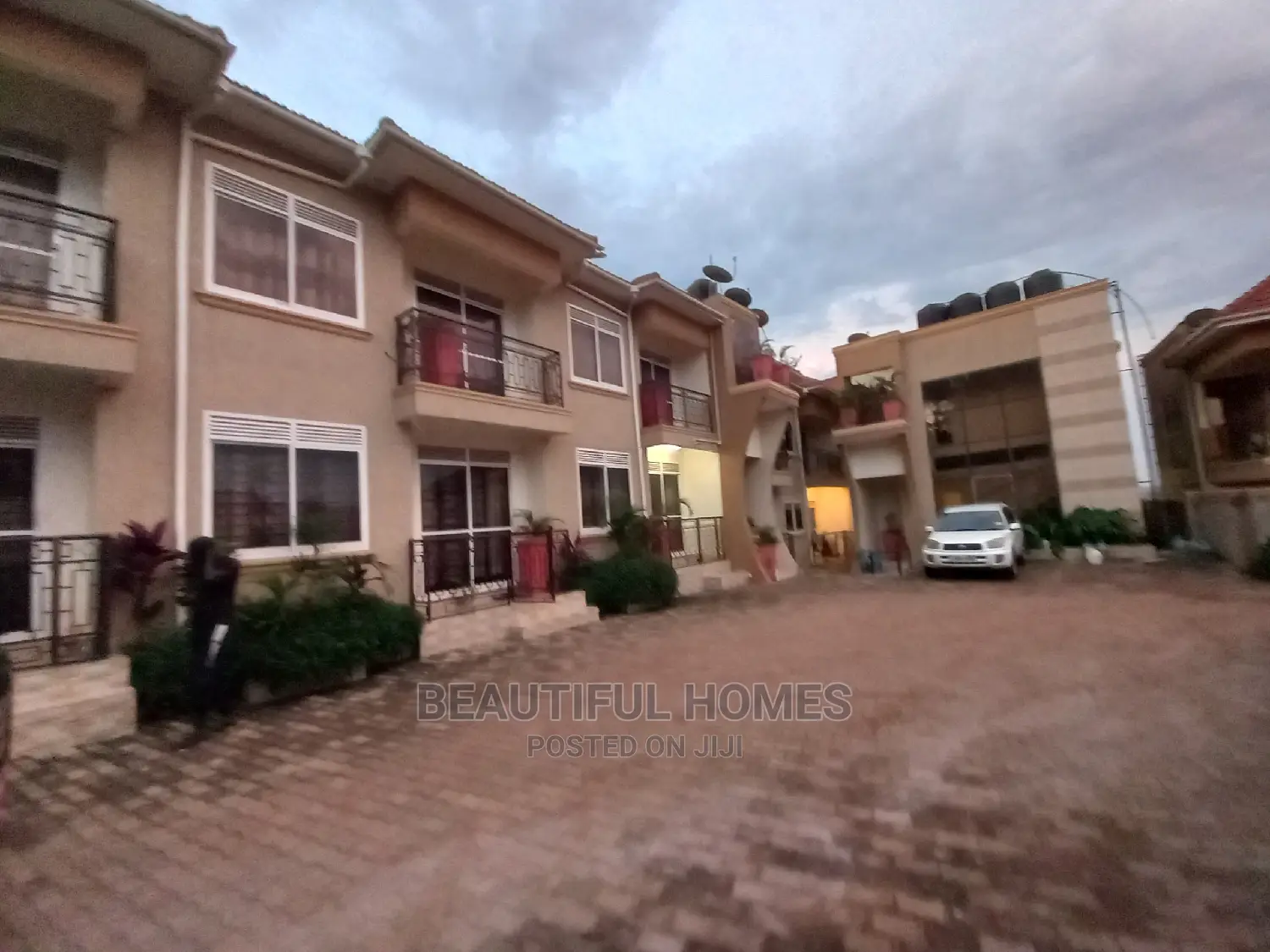 Furnished 2bdrm Block of Flats in Kisaasi, Central Division for Sale in Central Division