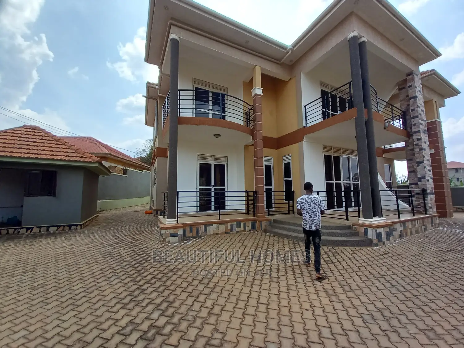 Furnished 6bdrm Mansion in Najjera, Kira for Sale in Kira