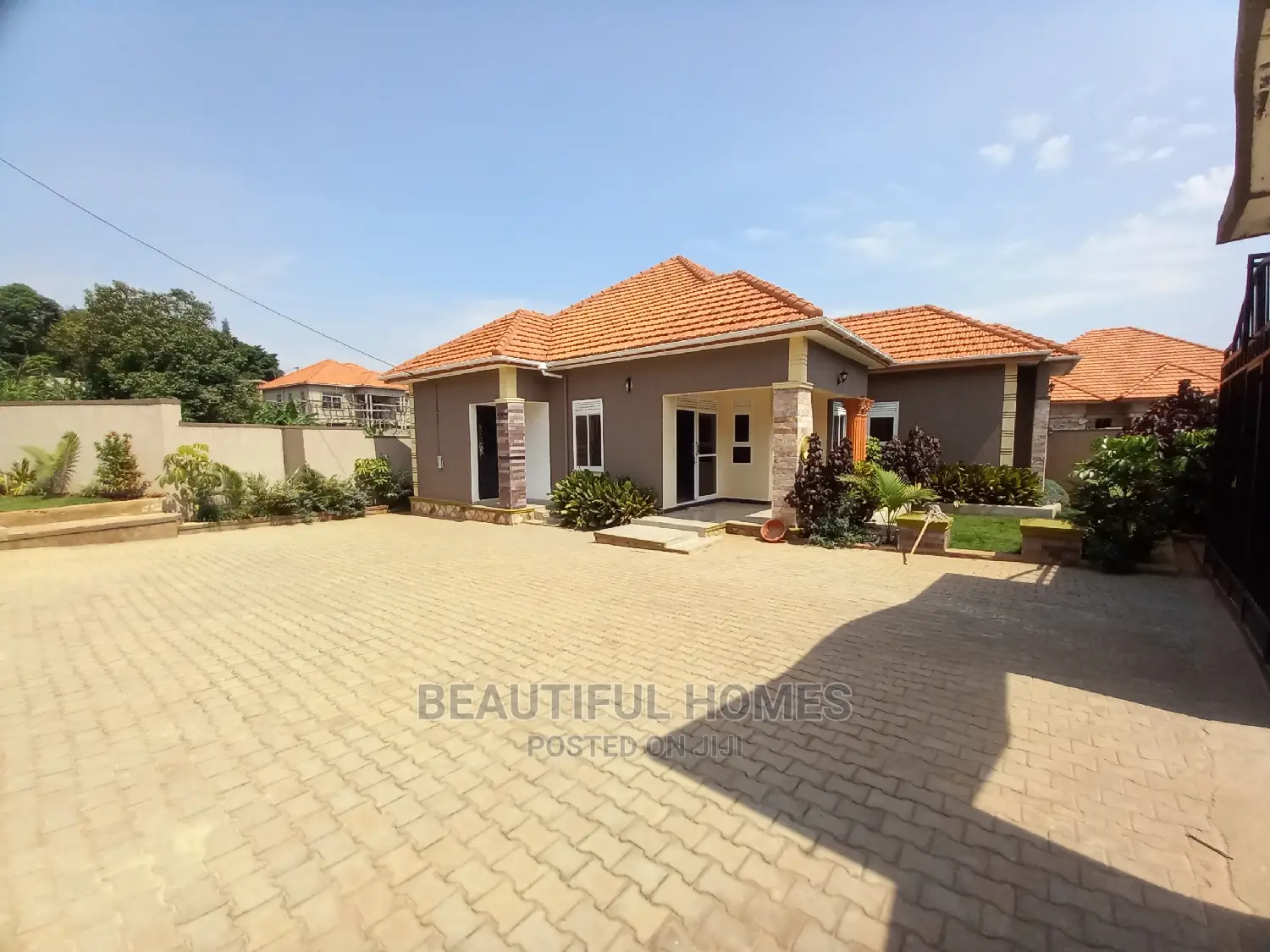 Furnished 4bdrm House in Kira for Sale in Kira