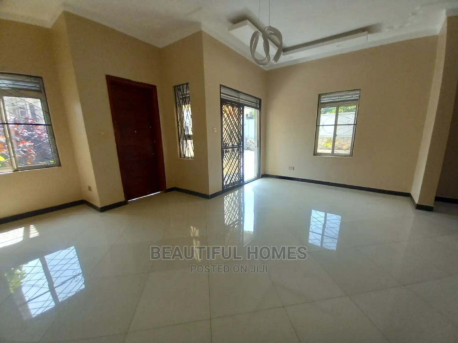 Furnished 4bdrm House in Kira for Sale in Kira
