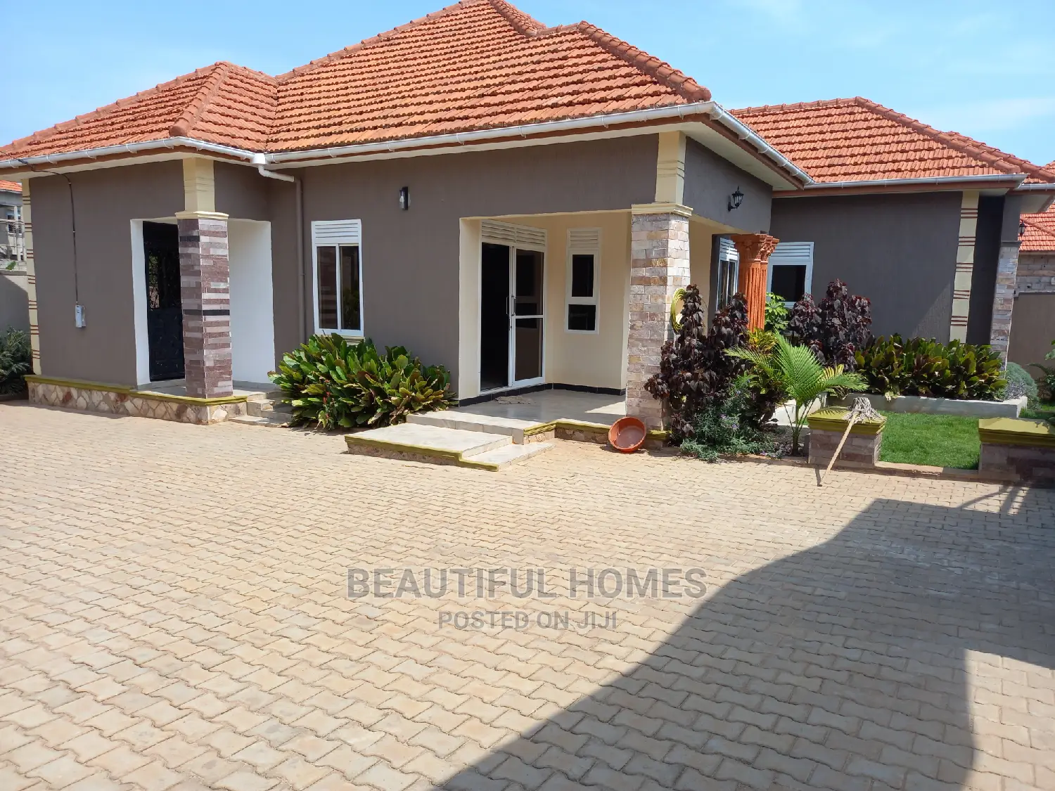 Furnished 4bdrm House in Kira for Sale in Kira