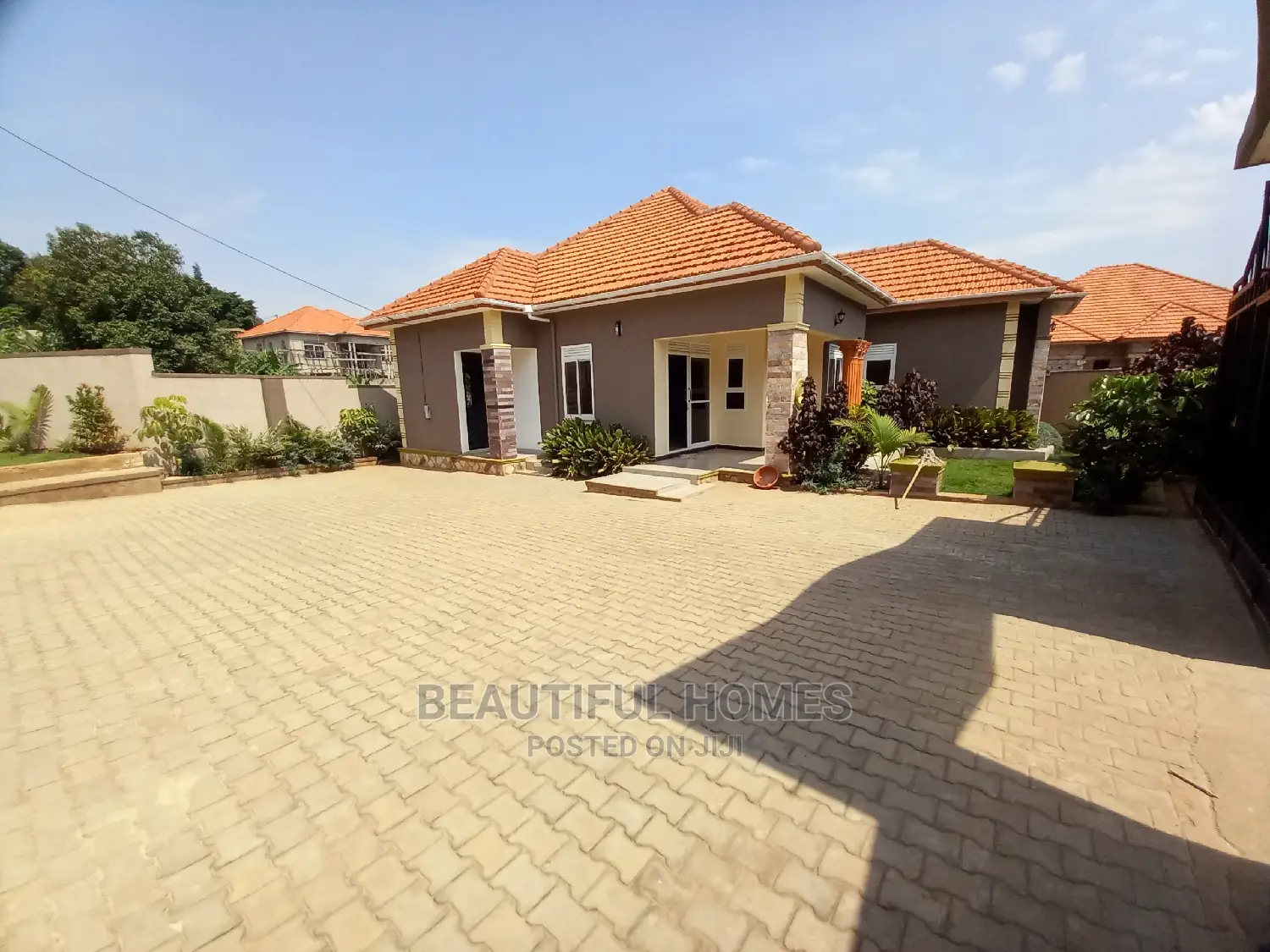 Furnished 4bdrm House in Kira for Sale in Kira