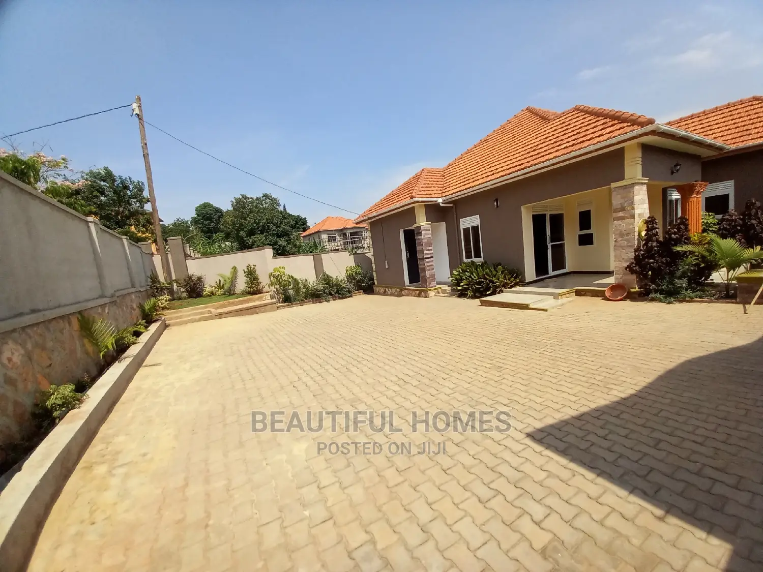 Furnished 4bdrm House in Kira for Sale in Kira