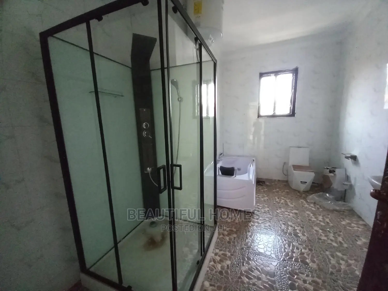 Furnished 4bdrm House in Kira for Sale in Kira