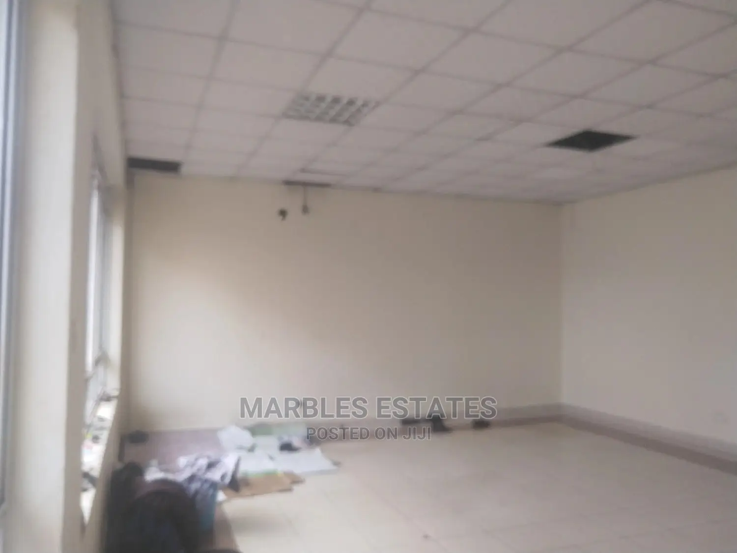 Warehouse for Rent With Show Room 500 Square Meters at $7 in Central Division