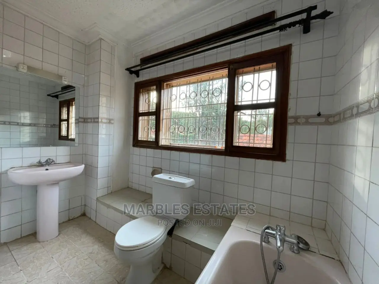 5bdrm House in Bugolobi, Central Division for Rent in Central Division