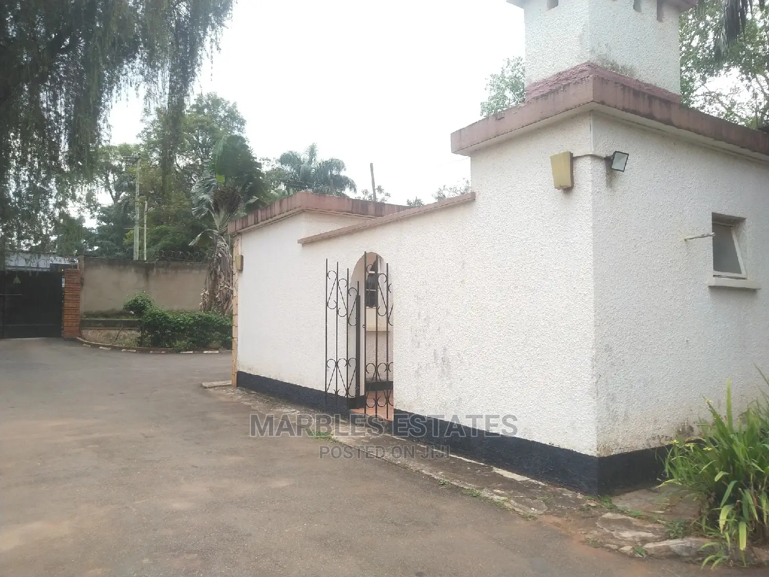 House for Rent for Both Office and Residential at $5500 in Central Division