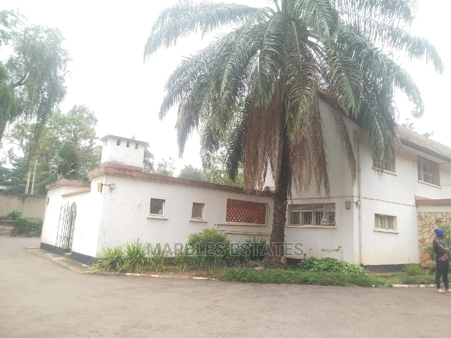 House for Rent for Both Office and Residential at $5500 in Central Division