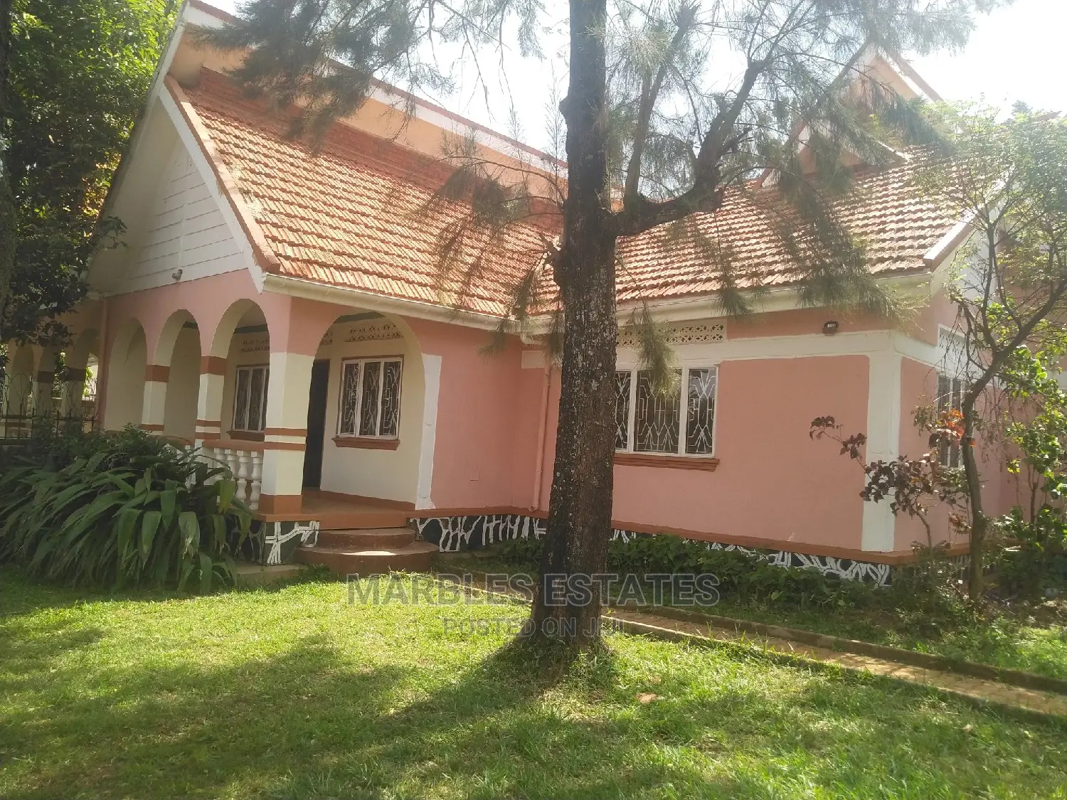 3bdrm Maisonette in Naguru, Central Division for Rent in Central Division